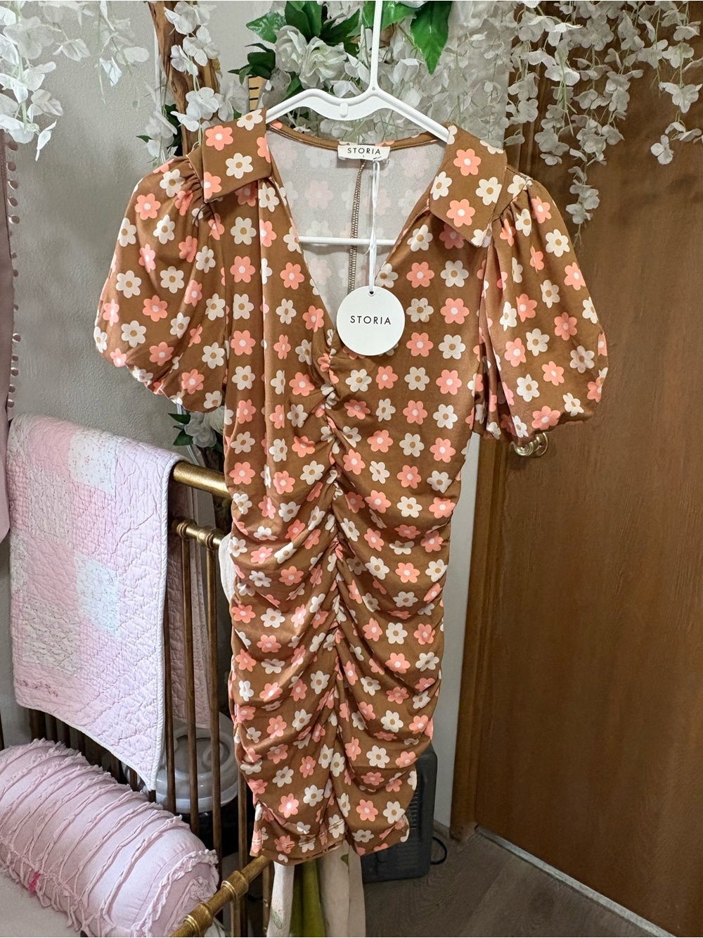Storia Brown Floral Ruched Puff-Sleeve Mini Dress with Pink and Cream Flowers